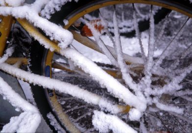 bicycle snow x6k8